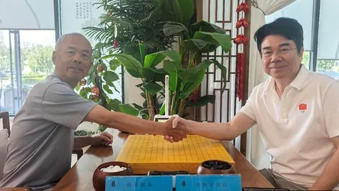 腾讯电竞中心揭幕，合作品牌齐聚一堂